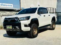 2020 Toyota Hilux Revo 2.8 Prerunner Rocco รถกระบะ เจ้าของขายเอง รถบ้านมือเดียว ไมล์น้อย แต่งสวย 