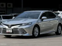 2019 Toyota CAMRY 2.0 G รถเก๋ง 4 ประตู ออกรถ 999 บาท