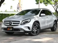 Benz GLA200 1.6 W156 Urban 2015 รถบ้านมือเดียวเจ้าของเดินใช้น้อย ซื้อสดฟรีแวท