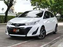 Toyota Yaris Ativ 1.2 Mid รถบ้านใช้งานน้อยไมล์เพียง 8 หมื่นกว่าโล เครดิตดีฟรีดาวน์ได้