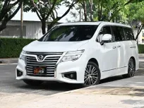 Nissan Elgrand 2.5 High-Way Star 2015 รถบ้านของแต่งจากศูนย์ ตัวท๊อปสุด หลังคาซันรูฟ 2 ตอน
