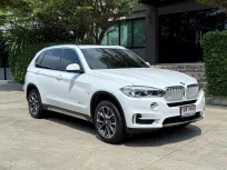 2015 BMW X5 20D รถมือเดียวออกป้ายแดง รถวิ่งน้อย รถเข้าศูนย์ทุกระยะ ไม่เคยมีอุบัติเหตุครับ