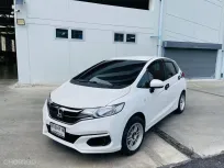 HONDA JAZZ 1.5S i-VTEC  ปี2019 สีขาว เกียร์ธรรมดา เจ้าของมือเดียว ตัวถังสวย ไม่เคยมีอุบัติเหตุหนัก