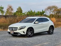 MERCEDES-BENZ GLA200 Urban (W156) ปี 2015 Compact SUV ระดับพรีเมี่ยม ไมล์น้อย ขับง่าย ราคาน่าคบ