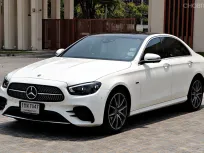 2022 Mercedes-Benz E-Class 2.0 E300e รถเก๋ง 4 ประตู 