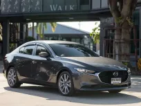 2020 Mazda 3 2.0 (4Door) รถเก๋ง 4 ประตู เจ้าของขายเอง รถสวย ไมล์น้อย 
