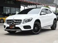 Benz GLA250 2.0 W156  AMG Dynamic 2018 รถมือเดียวออกศูนย์ตัวท๊อป ชุดแต่งศูนย์แท้รอบคัน