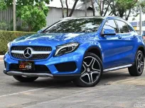 Benz GLA250 2.0 W156 AMG Dynamic 2017 รถบ้านมือเดียวออกศูนย์ไมล์เพียง 1.1 แสนโล