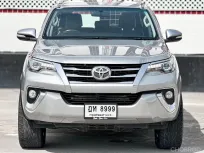 2015 Toyota Fortuner 2.4 V SUV ออกรถง่าย