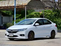 2017 Honda CITY 1.5 i-VTEC รถเก๋ง 4 ประตู 