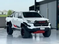2021 Toyota Hilux Revo 2.4 Prerunner รถกระบะ รถบ้านแท้ ไมล์น้อย แต่ง GR 