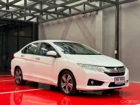 2015 HONDA CITY 1.5 SV รถมือเดียว วิ่งน้อยเพียง 80,000 กม รถเข้าศูนย์ทุกระยะ ไม่เคยมีอุบัติเหตุครับ