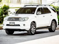 2011 Toyota Fortuner 3.0 V SUV 