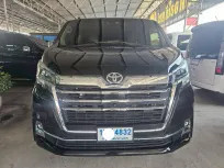 2019 Toyota Majesty 2.8 Grande รับประกันหลังการขาย