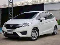 2015 Honda JAZZ 1.5 i-VTEC รถเก๋ง 5 ประตู รถบ้านแท้