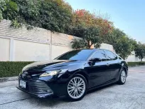 2018 Toyota CAMRY 2.5 G รถเก๋ง 4 ประตู ออกรถง่าย รถบ้าน ไมล์น้อย เจ้าของขายเอง 