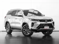 ขาย Fortuner มือสอง 2022 Toyota Fortuner 2.4 V Legender 4WD SUV ฟรีดาวน์ ฟรีส่งรถ การันตีรถสวย100% 