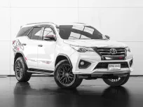 ขาย Fortuner มือสอง 2016 Toyota Fortuner 2.8 TRD Sportivo 4WD SUV ฟรีดาวน์ ฟรีส่งรถ การันตีรถสวย100%