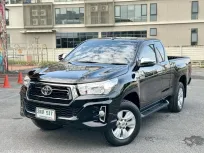 2018 Toyota Hilux Revo 2.4 Prerunner รถกระบะ ฟรีดาวน์ รถบ้านมือเดียว ไมล์น้อย 