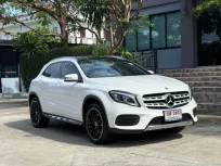 2020 BENZ GLA 250 AMG FACELIFT รถมือเดียวป้ายแดง รถวิ่งน้อย เข้าศูนย์ทุกระยะ รถไม่มีอุบัติเหตุครับ