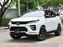 Toyota Fortuner 2.4 Legender 2023 ชุดแต่ง GR Sport รอบคัน หลังคาดำ ยังมีวารันตีศูนย์