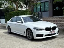 2020 BMW 520D MSPORT G30 รถมือเดียวออกป้ายแดง รถวิ่งน้อย เข้าศูนย์ทุกระยะ ไม่เคยมีอุบัติเหตุครับ