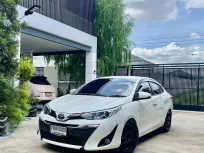 2017 Toyota Yaris Ativ 1.2 G รถเก๋ง 4 ประตู 