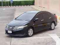 2013 Honda CITY 1.5 i-VTEC รถเก๋ง 4 ประตู ออกรถง่าย
