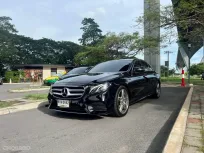 2017 Mercedes-Benz E-Class 2.0 E220d รถเก๋ง 4 ประตู รถบ้านแท้ 