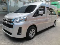 2020 Toyota COMMUTER 2.8  หลังคาสูง เบาะใหญ่ 3 แถว รถสวยสภาพใหม่ มือเดียว เช็คศูนย์ตลอด  ฟรีดาวน์