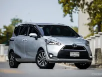 2018 Toyota Sienta 1.5 V รถตู้/MPV ออกรถฟรี