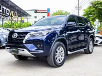 2022 Toyota Fortuner 2.4V 4WD รถสวยสภาพป้ายแดง พร้อมใช้งาน สภาพใหม่กริป