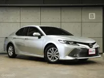 2020 Toyota CAMRY 2.0 G Sedan AT ไมล์แท้ 6 หมื่น สภาพโดยรวมเรียบร้อยเหมือนใหม่เลยครับ B5010