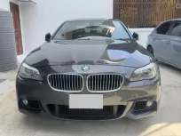 2011 BMW 5 Series 2.0 528i รถเก๋ง 4 ประตู 