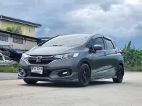 2018 Honda JAZZ 1.5 i-VTEC รถเก๋ง 5 ประตู 