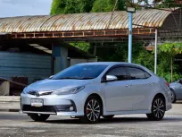 2017 Toyota Corolla Altis AT 1.8 ตัว S Sport  รถเก๋ง 4 ประตู 