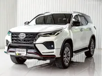 TOYOTA FORTUNER 2.4 V 4WD LEADER ปี 2022