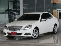 Mercedes-Benz E-Class 2.0 E200 Executive ปี2014 รถบ้านมือเดียว ไมล์แท้9x,xxxโล เข้าศูนย์ตลอด ฟรีดาวน