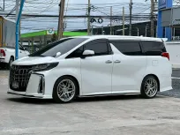 2019 Toyota ALPHARD 2.5 รถตู้/MPV ฟรีของแต่งมูลค่า 300,000+