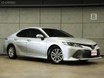 2020 Toyota CAMRY 2.0 G Sedan AT ไมล์แท้ 6 หมื่น รถมือแรกจากป้ายแดง ประวัติการดูแลรักษารถดี B6837