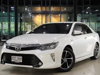 2017 Toyota CAMRY 2.0 Extremo รถเก๋ง 4 ประตู รถสภาพดี มีประกัน 