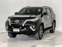 Toyota Fortuner 2.7 V เกียร์ออโต้ ปี 2016 ผ่อนเริ่มต้น 12,*** บาท