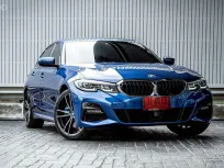 2022 BMW 330e M Sport (Plug-in Hybrid)