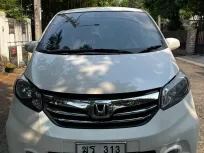 Honda Freed 1.5 E ปี 2013 สภาพเยี่ยม ประตูสไลด์ไฟฟ้า
