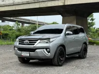 2016 Toyota Fortuner 2.8 V SUV ออกรถฟรี