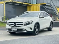 2015 Mercedes-Benz GLA-Class 1.6 GLA200 รถ SUV เจ้าของขายเอง รถสวย ไมล์น้อย 