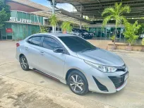 Toyota Yaris Ativ 1.2 Mid รถเล็กประหยัดน้ำมัน  วิ่งน้อย สภาพสวย