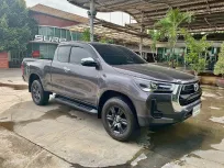 เท่ ดุ ดัน Toyota Hilux Revo 2.4 Prerunner  ปี 2022 รถกระบะไมล์น้อย พร้อมลุย
