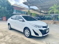 เก๋งเล็กน่าใช้ Toyota Yaris Ativ 1.2 Entry 2019 สวยพร้อมขับ