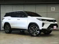 2024 Toyota FORTUNER 2.8 Legender 4WD SUV AT ไมล์แท้ 5 หมื่น ยังมีWarrantyศูนย์ (FULL OPTION) B2575
